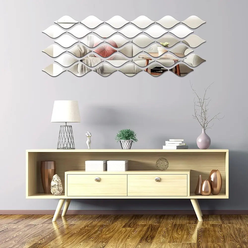 10 Eye-catching Living Room Mirror Ideas